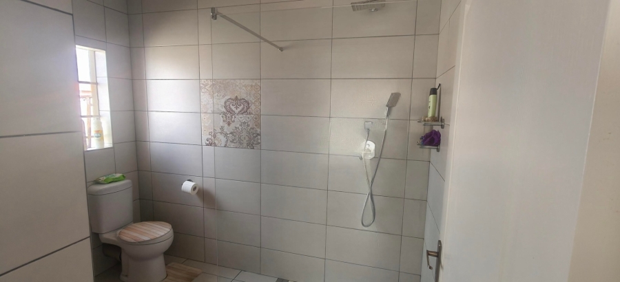 3 Bedroom Property for Sale in Waterkloof East North West